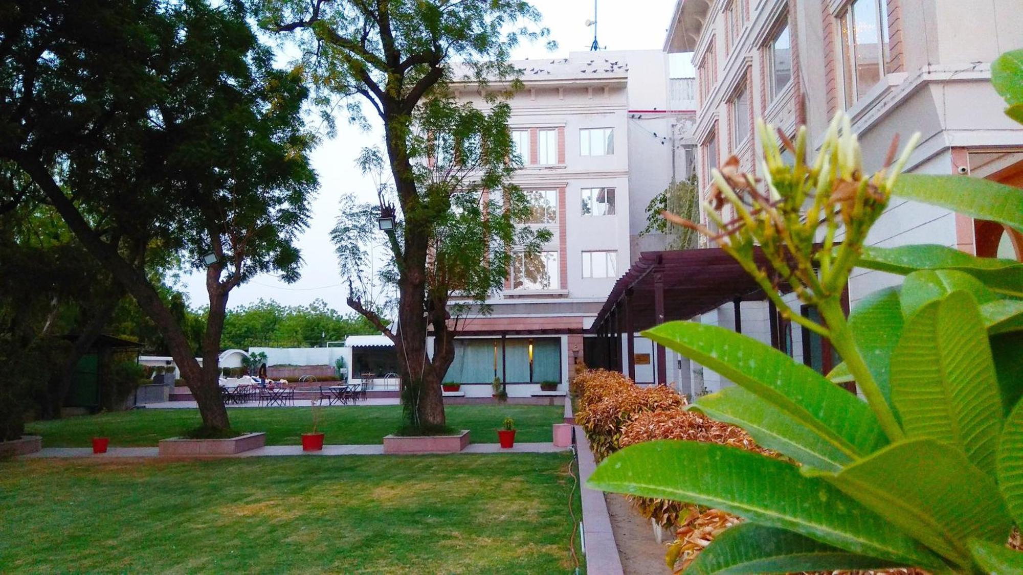 Park Plaza Jodhpur Hotel Jodhpur  Eksteriør billede